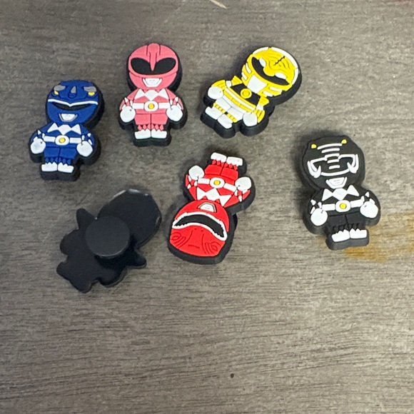 6 Power Rangers Crocs Charms - Picture 3 of 3